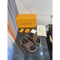 Louis Vuitton Slippers